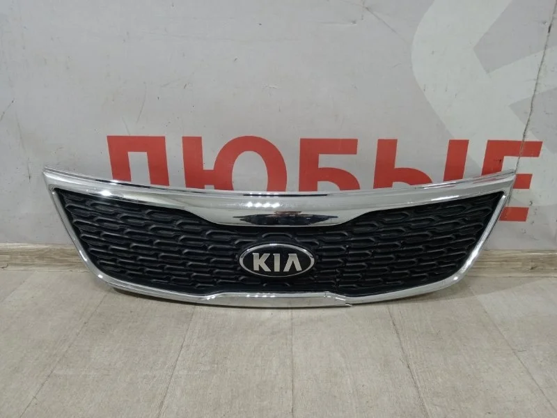 Решетка радиатора Kia Sorento 2 XM 2009-2017