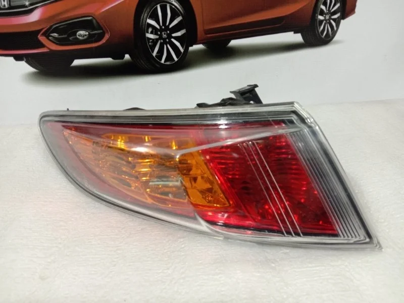 Фонарь в крыло левый Honda Civic 5D 8 2006 - 2011