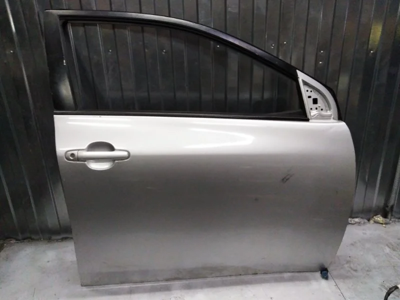 Дверь передняя правая Toyota Corolla E150