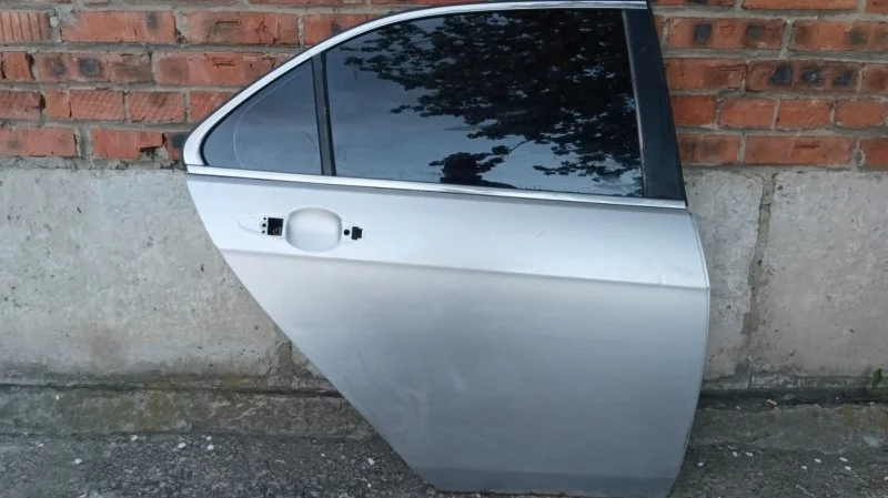 Дверь задняя правая Honda Accord CL