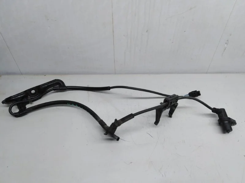 Датчик abs передний левый Toyota Camry XV40 2.4