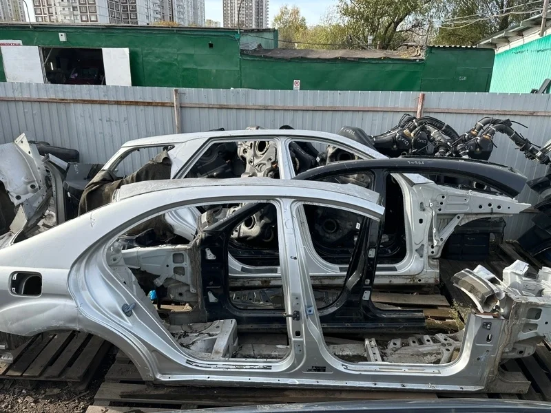 Боковина кузова правая Mercedes-benz 2008 W221