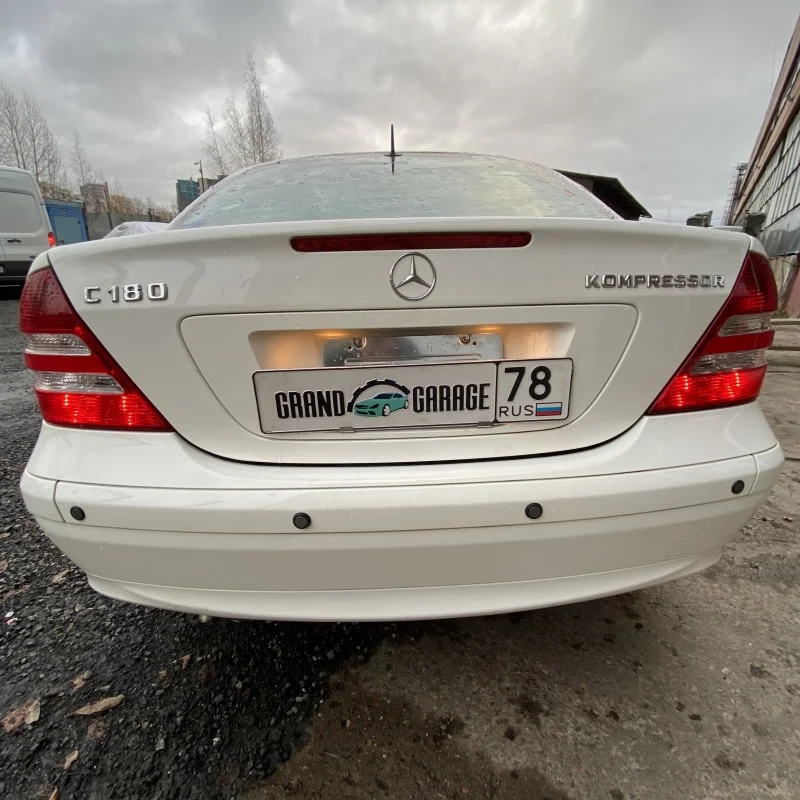 Продажа Mercedes-Benz C class 1.8 (143Hp) (271.946) RWD AT по запчастям