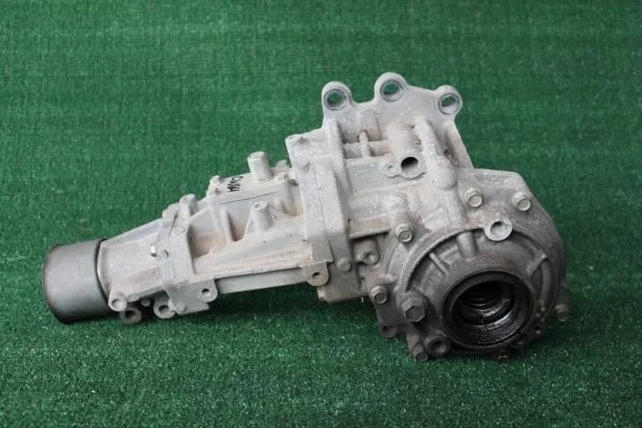 Б.у. раздаточная коробка MITSUBISHI OUTLANDER XL CW6W MITSUBISHI OUTLANDER XL CW6W