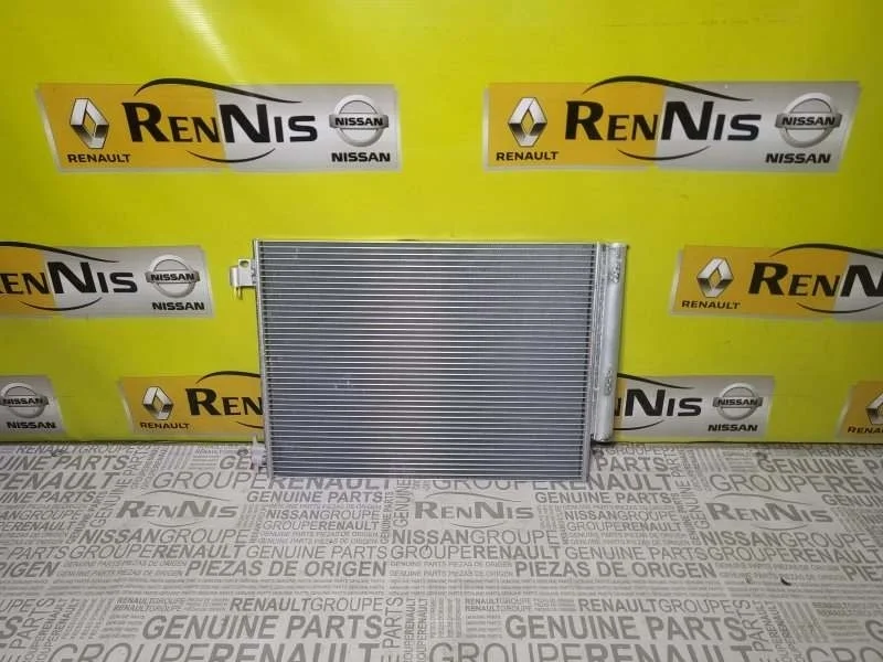 Радиатор кондиционера Renault Sandero 2 2015