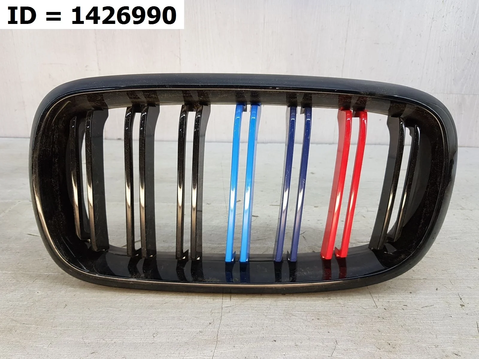 решетка радиатора левая BMW X5 3, F15   БМВ   Х5   Левый  51137294485 2013-2018 (контрактная запчасть)