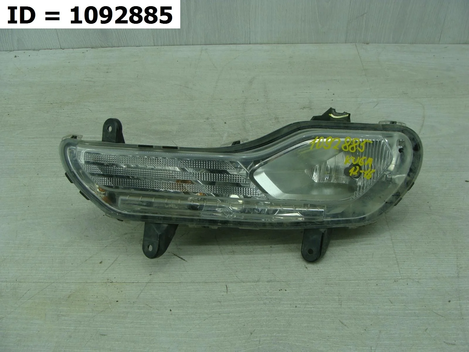 фара противотуманная передний левый Ford KUGA 2  CBS  Передний Левый  1849467 2011-2019 (контрактная запчасть)