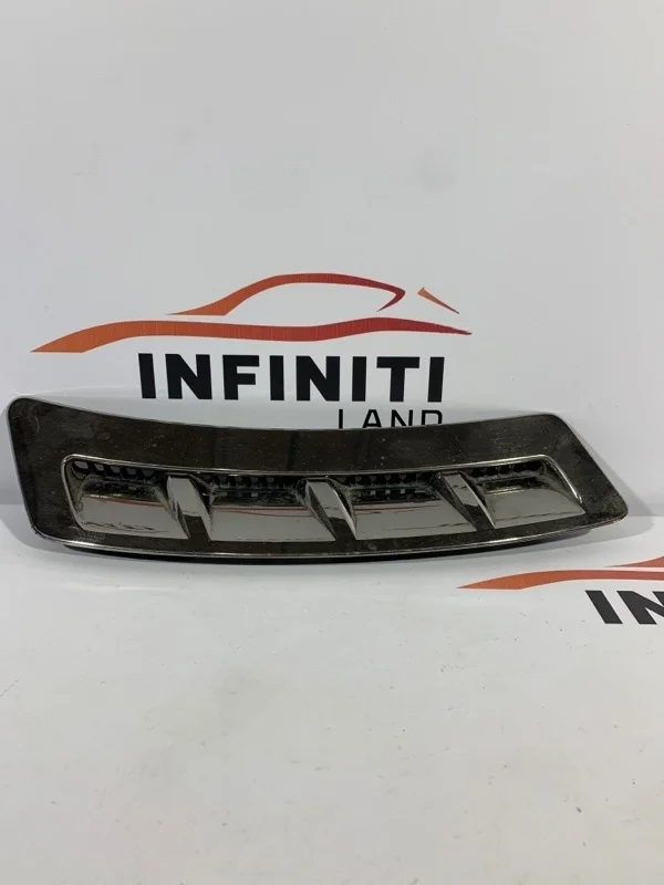 Жабра в крыло Infiniti QX70/FX S51