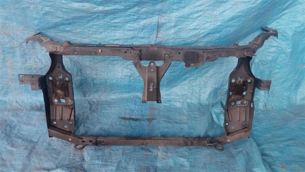 Б.у. рамка радиатора (телевизор) NISSAN QASHQAI J10 NISSAN QASHQAI J10