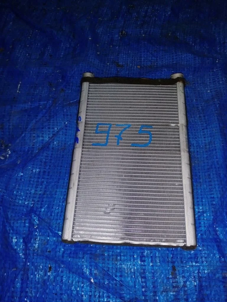 радиатор печки BMW 1-Series E87 -