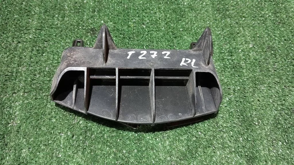 Б.у. крепление бампера зад TOYOTA AVENSIS ZRT270 TOYOTA AVENSIS ZRT270
