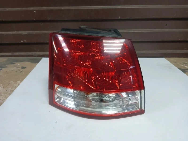Фонарь Citroen -Crosser 2007-2012