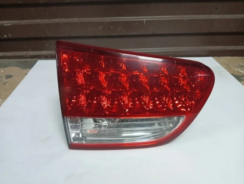 Фонарь Citroen -Crosser 2007-2012