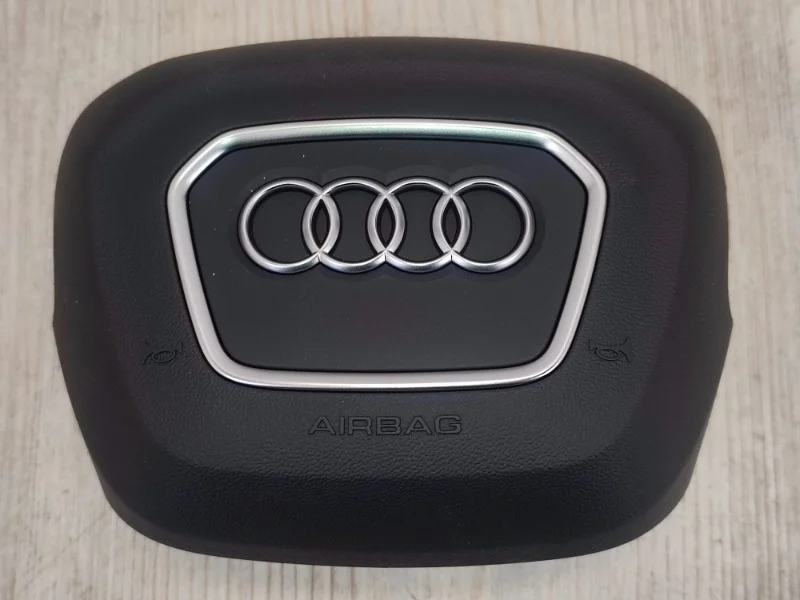 Накладка подушки безопасности водителя Audi Q7 2015- 4M