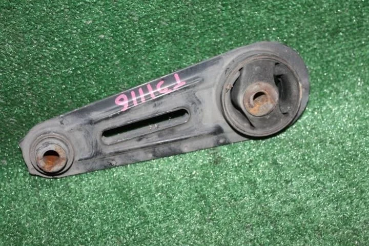 Б.у. опора двигателя NISSAN X-TRAIL T31 NISSAN X-TRAIL T31