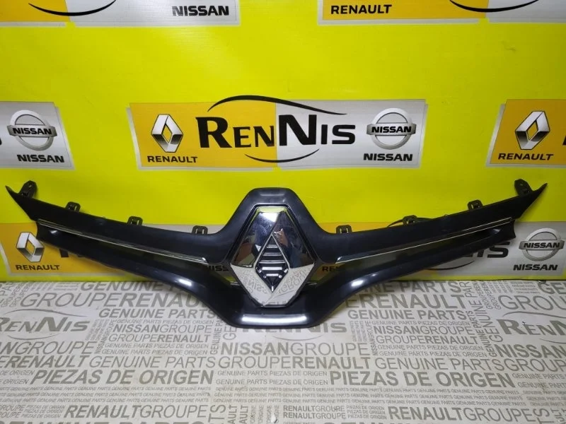 Решетка радиатора в сборе передняя Renault Fluence