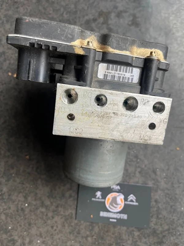Блок ABS Citroen C4 9677024980