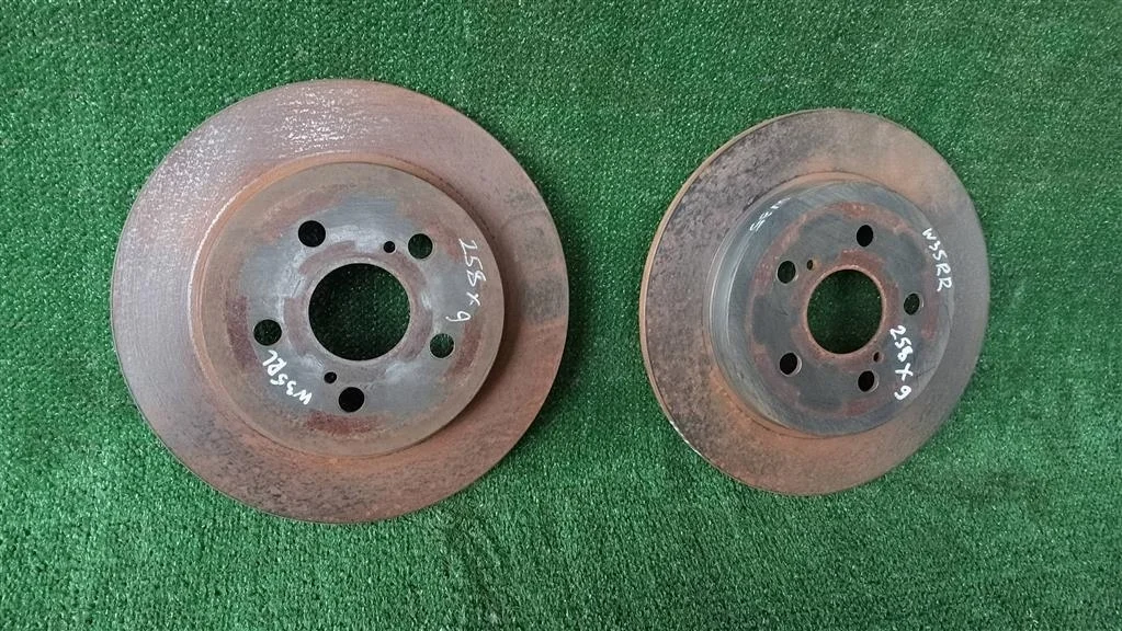 Б.у. диск тормозной (пара) TOYOTA PRIUS ZVW30 TOYOTA PRIUS ZVW30