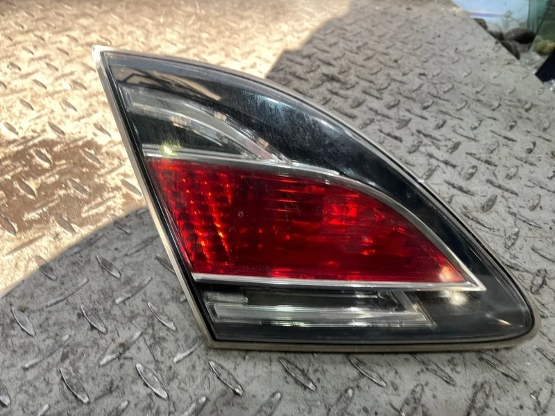 Фонарь задний внутренний левый Mazda Mazda 6 2007-2012 GS1F513F0 GH