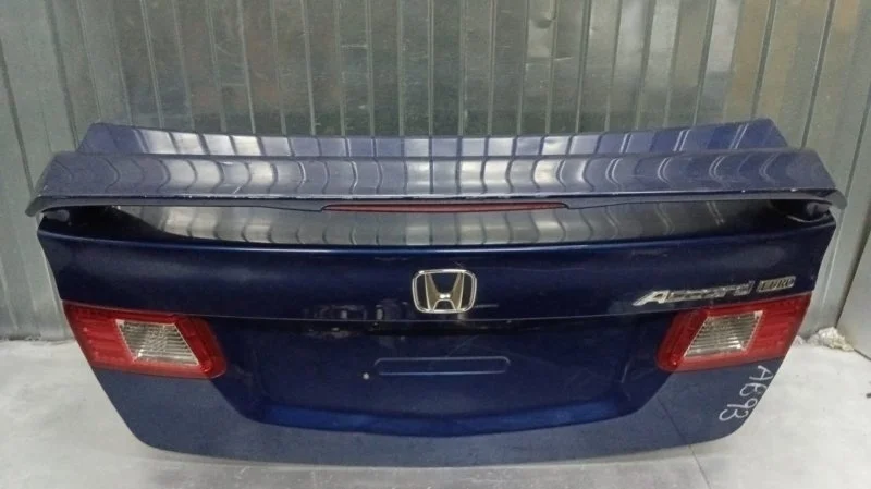 Крышка багажника задняя Honda Accord 8