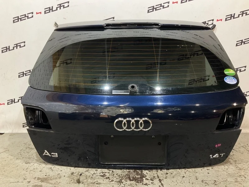 Крышка багажника Audi A3 2013 8P4827023J 8P