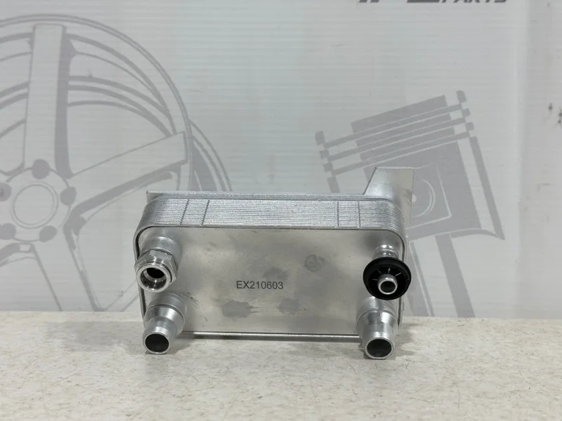 Радиатор акпп Mercedes W222
