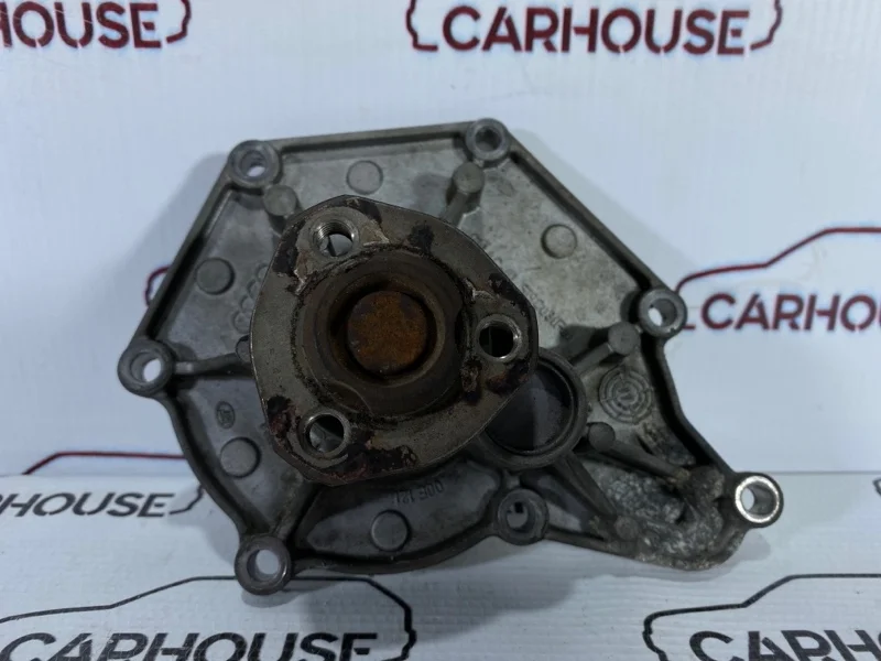 Помпа Audi A4 B8 3.2 CAL 2012