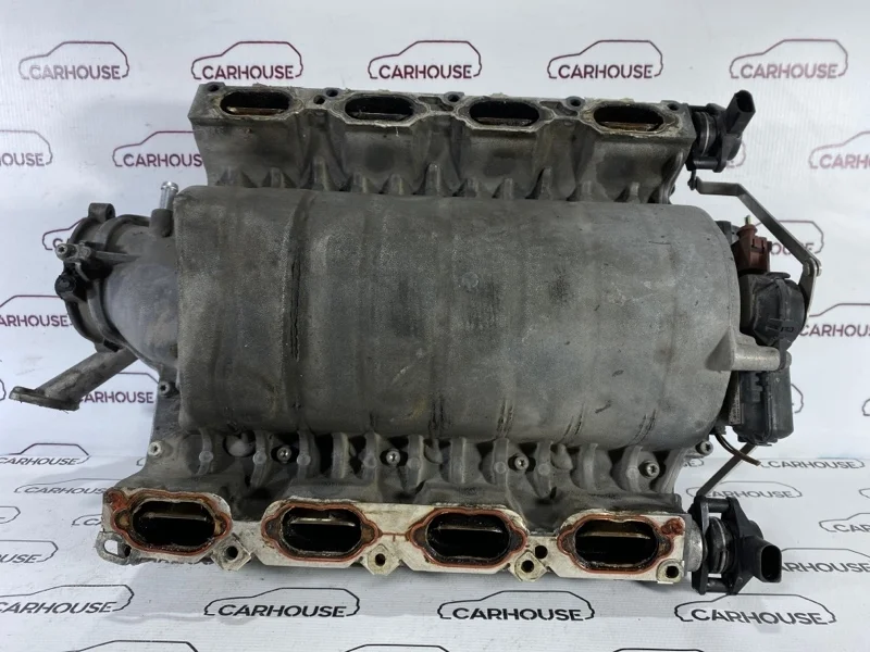 Коллектор впускной Audi Q7 4.2 BAR 2010