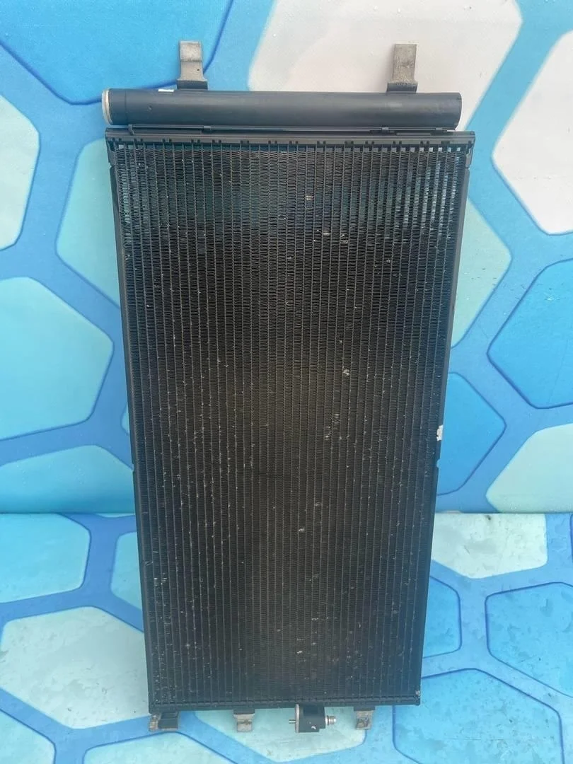 Радиатор кондиционера   8T0260401