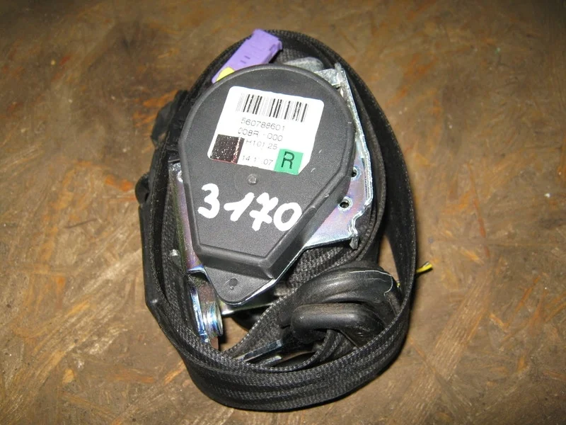 Ремень безопасности передний правый Audi A4 B7