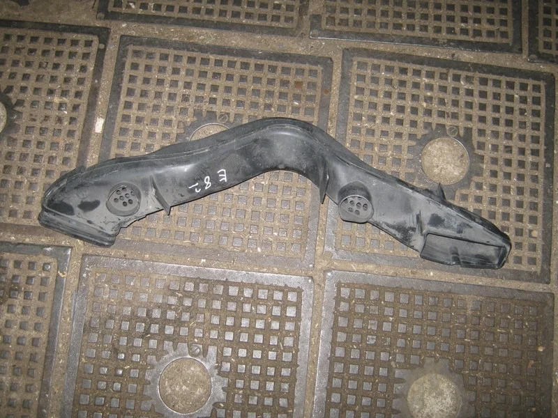 Воздуховод Ford Focus 2