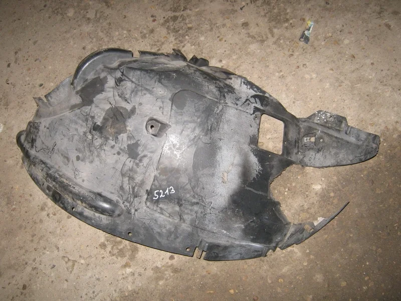 Подкрылок передний правый BMW X5 E70