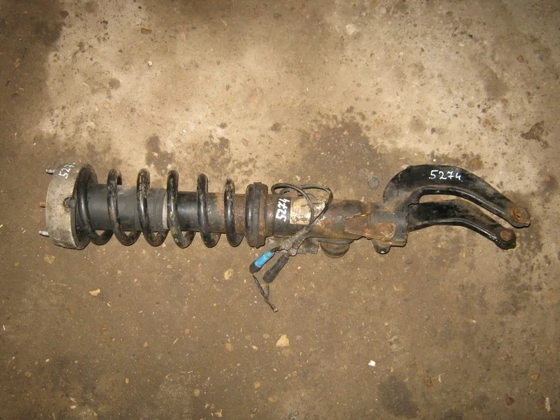 Стойка передняя левая в сборе BMW X5 E70