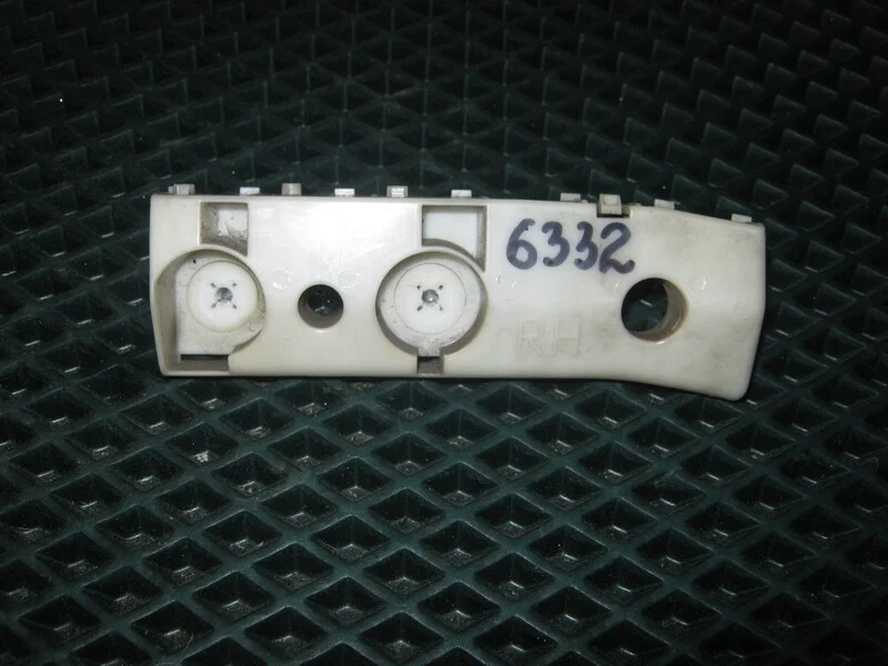 Кронштейн заднего бампера правый Nissan X-Trail T3