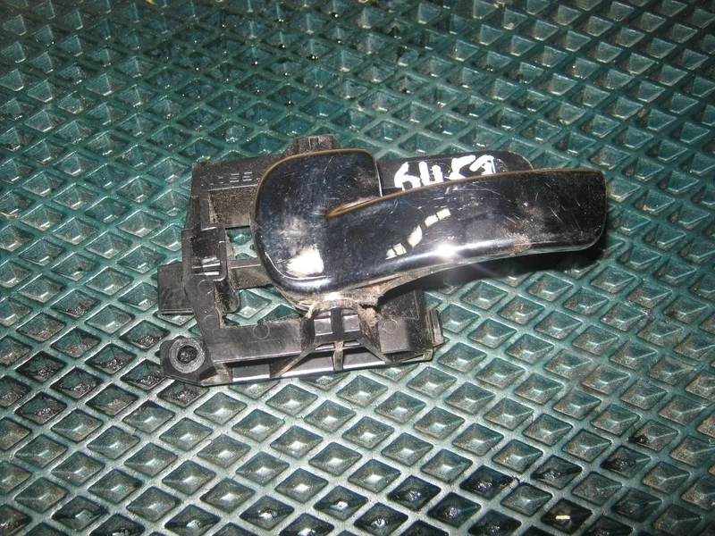 Ручка двери левой внутренняя Nissan Qashqai J10