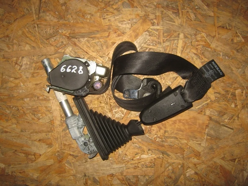 Ремень безопасности передний правый Nissan Qashqai