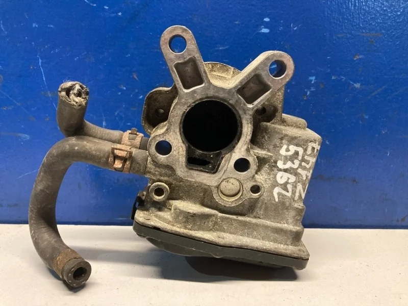 Клапан EGR Nissan Navara D40 2005-2010 14710EC00B 2.5 YD25