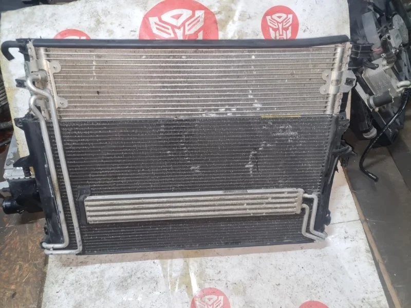 Комплект радиаторов Audi Q7 2011 4L