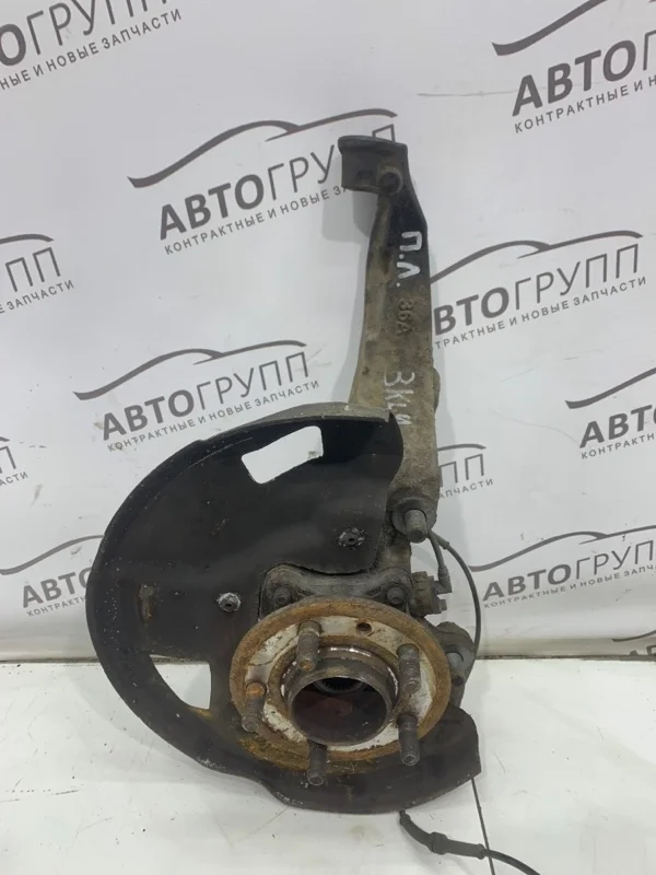 Кулак поворотный LR RR Sport 1 2011 L320 Рест