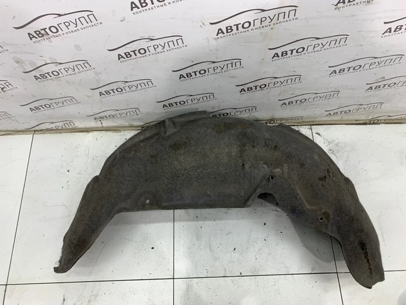 Подкрылок Audi Q7 1 2006 4L