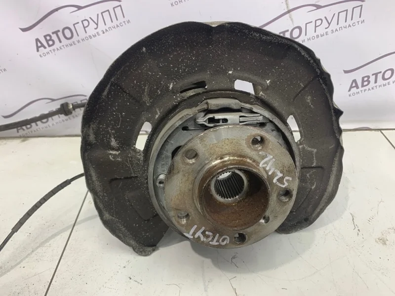 Кулак поворотный BMW X5 30d 2016 F15