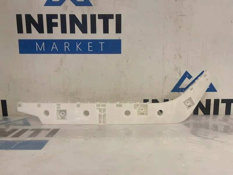 Кронштейн бампера задний левый Infiniti Qx56 Z62