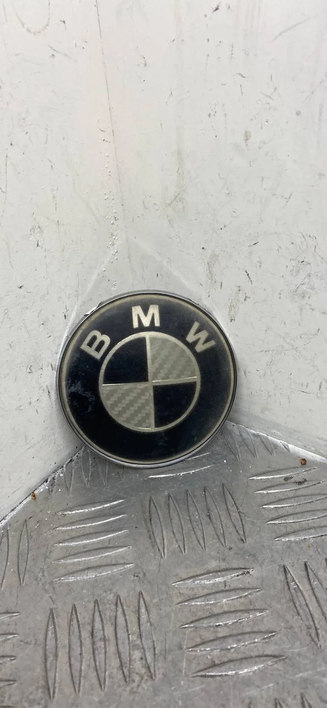 значок капота BMW 5 E60/E61