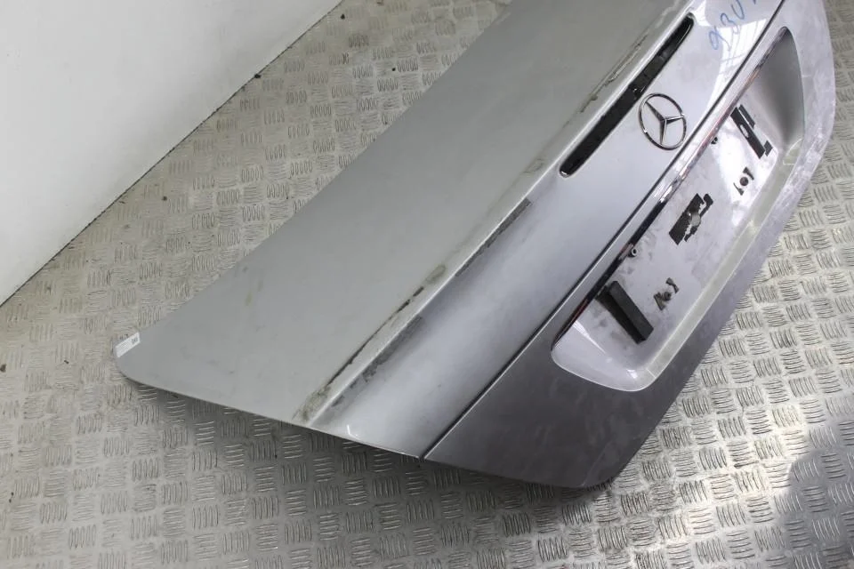 крышка (дверь) багажника Mercedes-Benz E-Класс W211/S211