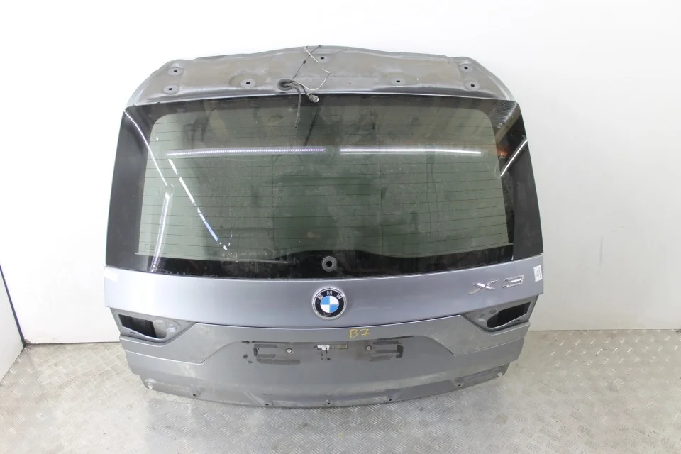крышка (дверь) багажника BMW X3 E83