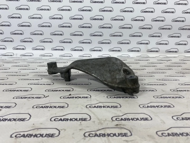 Кронштейн кондиционера Mitsubishi Outlander 6B31