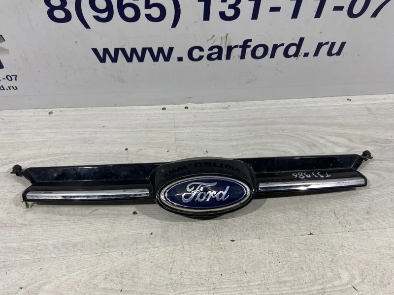 Рамка решетки радиатора Ford Focus 3 (11-14)