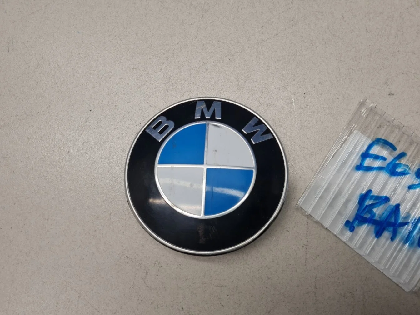 Эмблема для BMW 7 E65 E66 2001-2008