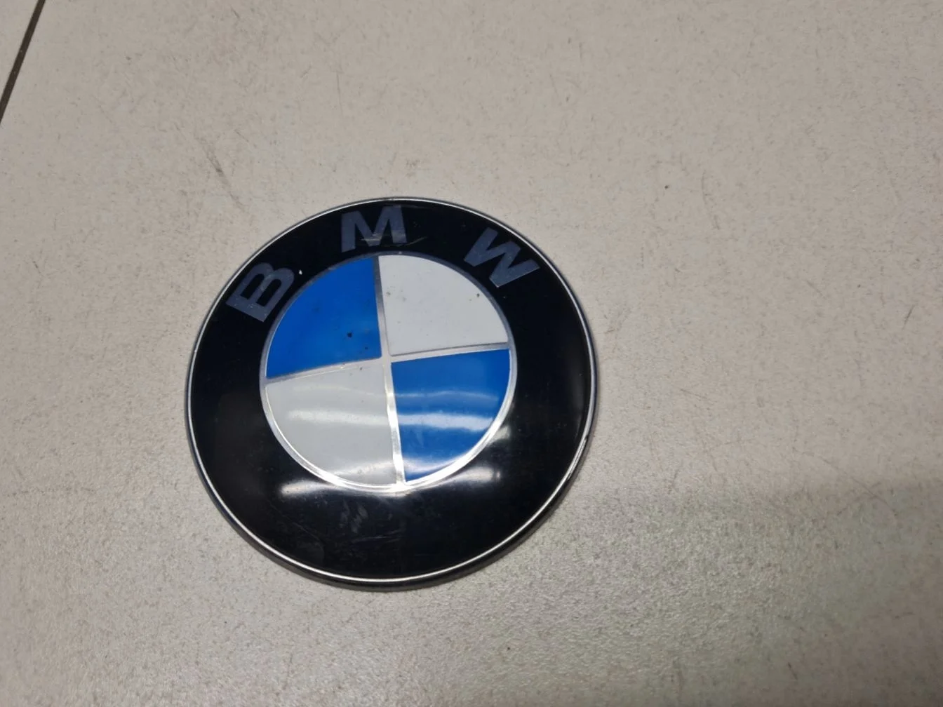 Эмблема для BMW X3 E83 2003-2010
