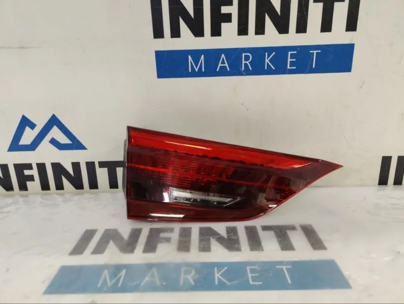 Фонарь в крышку багажника левый Infiniti Qx50 J55